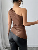 Blusa Um Ombro Só em Couro